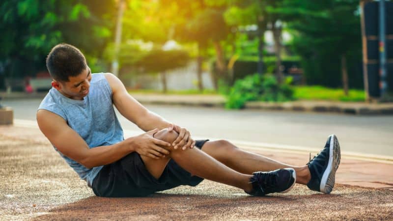 Knee Pain (Patellofemoral Syndrome, Meniscus Injuries, Arthritis)